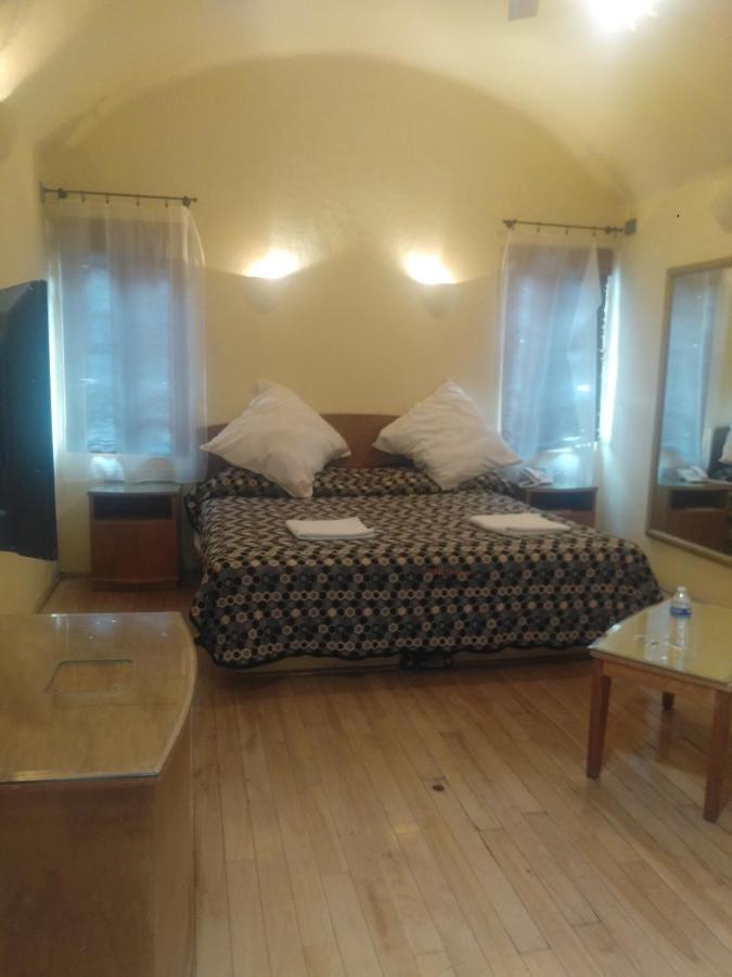 Motel Mykonos Пуэбла Экстерьер фото